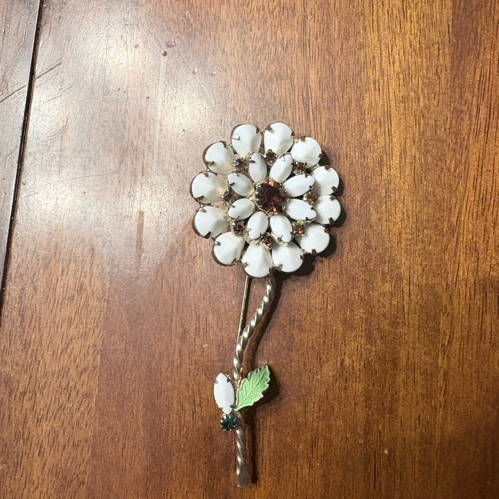 White Flower Brooch with Green Leaf